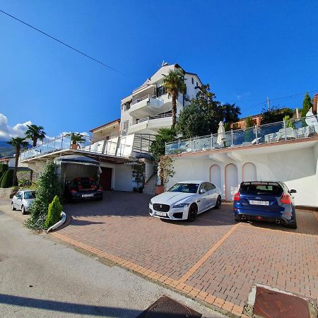 Villa Roses Apartments&Wellness Ičići Esterno foto