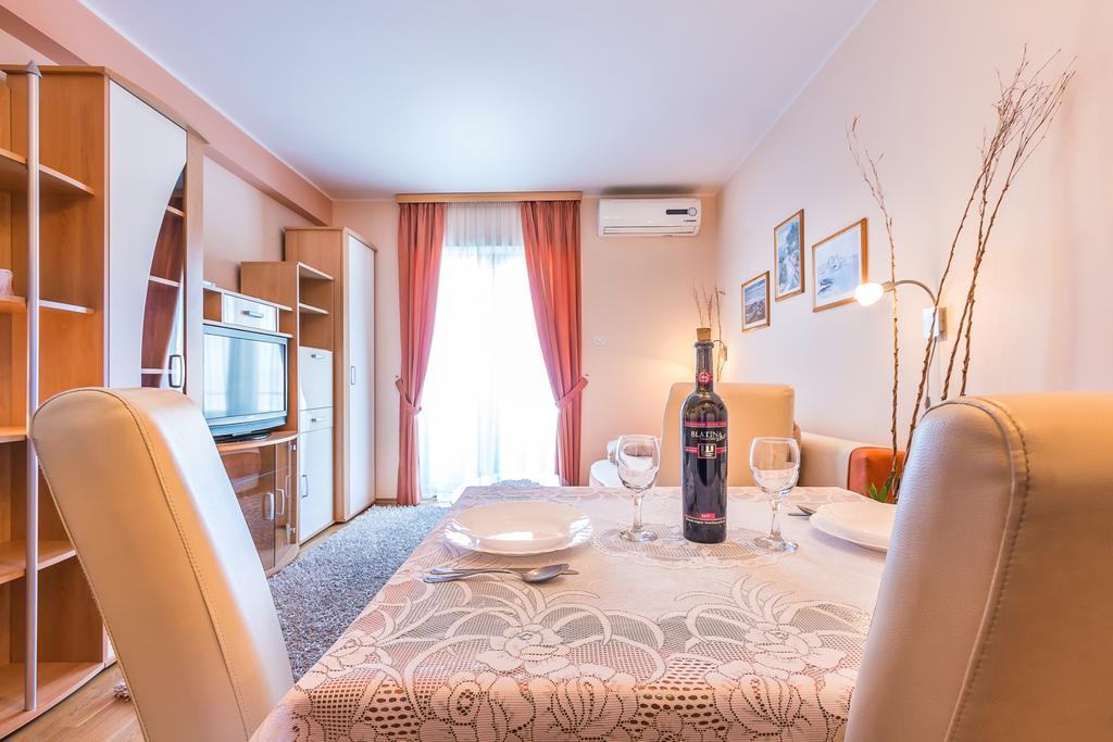 Villa Roses Apartments&Wellness Ičići Esterno foto