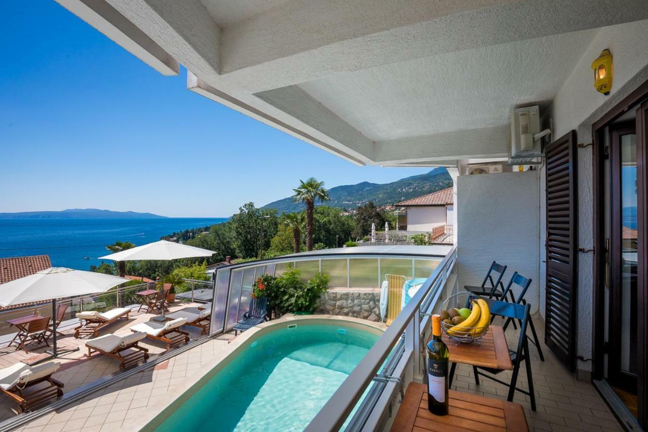 Villa Roses Apartments&Wellness Ičići Esterno foto